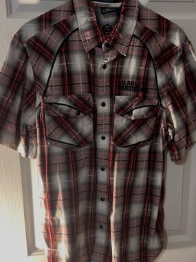 Harley-Davidson Red and Black Plaid Short-Sleeve Button-Down Shirt